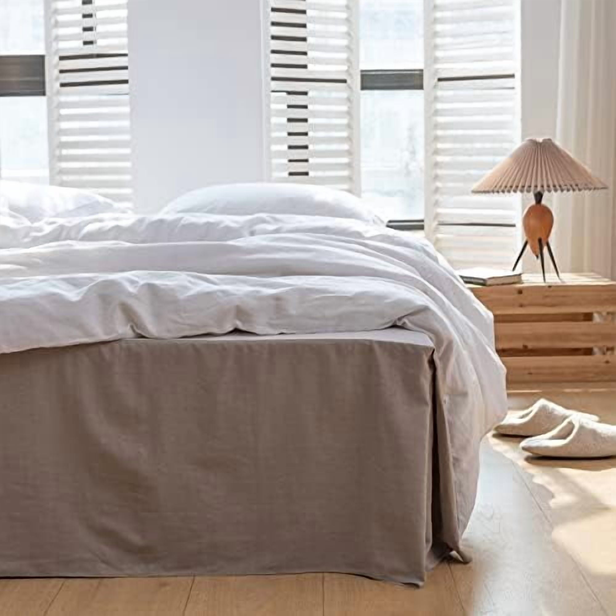 French Linen Bed Skirt with Pleated Corner 14-Inch Tailored Drop Natural Flax Cotton Blend Basic Dust Ruffle Soft Cozy Farmhouse Bedding (14" King, Basic Grey)