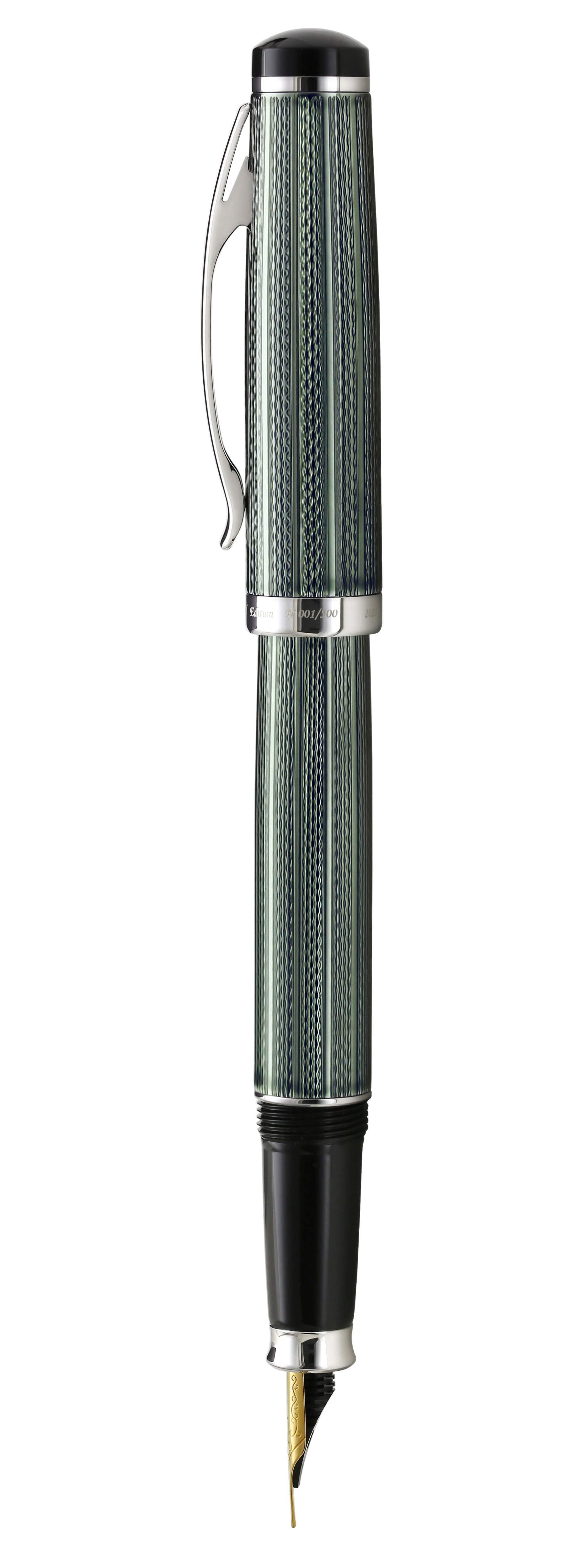 Xezo Incognito™ Diamond-Cut Lacquered Brass Fountain Pen (Fine Nib) - Zinc Green