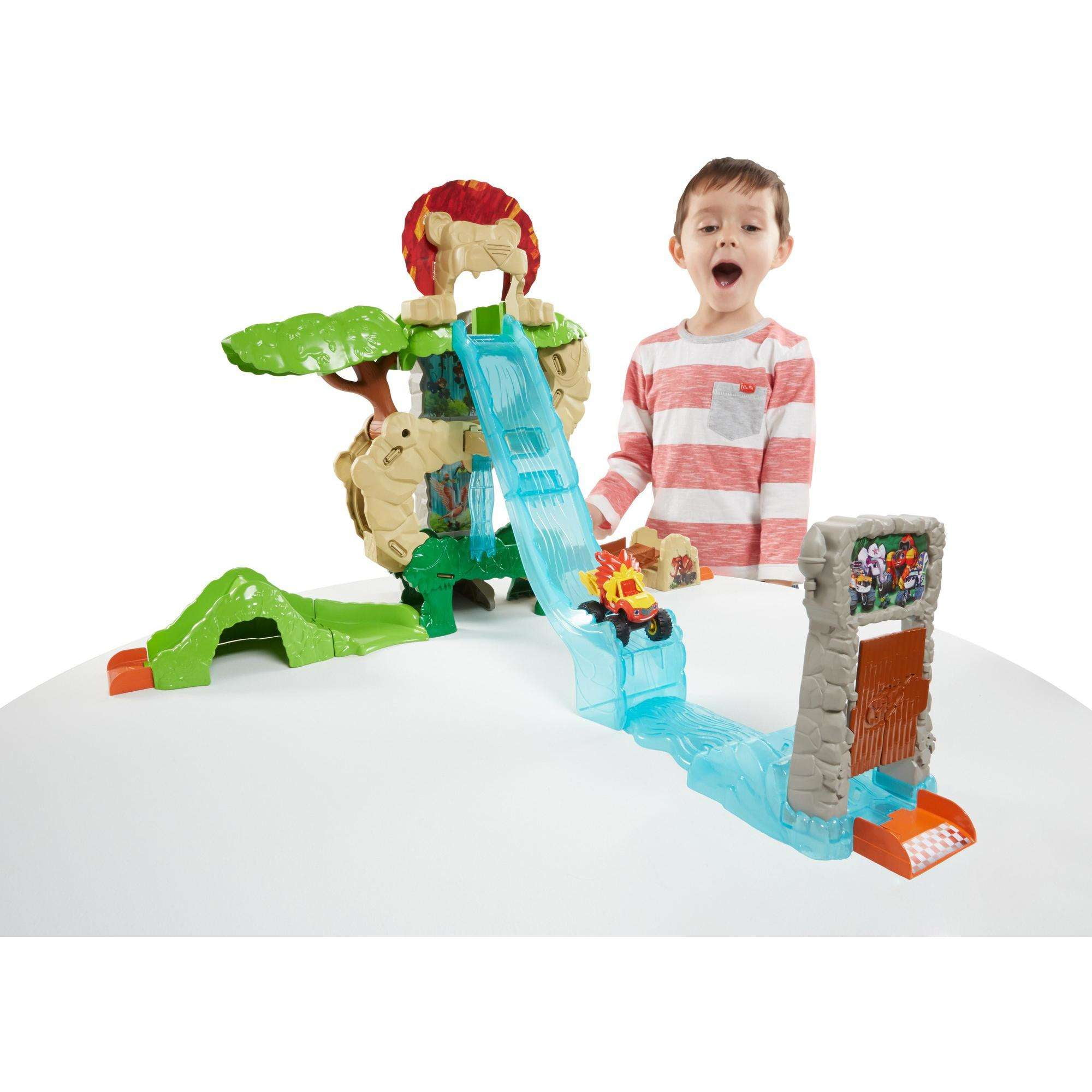 Blaze animal island playset deals