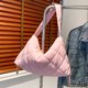 thumbnail image 4 of Bolso de mochila para mujer, bolso de celosía acolchado elegante, bolso de mano con cordón Retro, 4 of 7