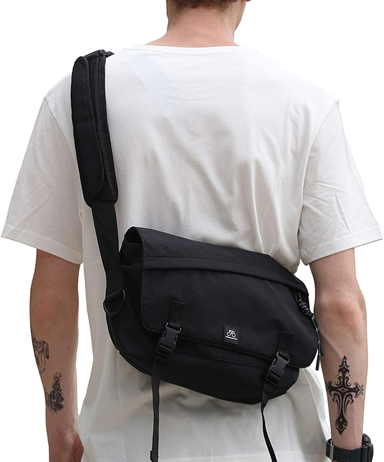 Aggregate more than 82 anime crossbody bags latest in.cdgdbentre