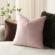 thumbnail image 4 of Fundas para almohada, color rosa: Juego de 2 fundas decorativas cuadradas de terciopelo suave para almohada, para decoración del hogar, 4 of 4