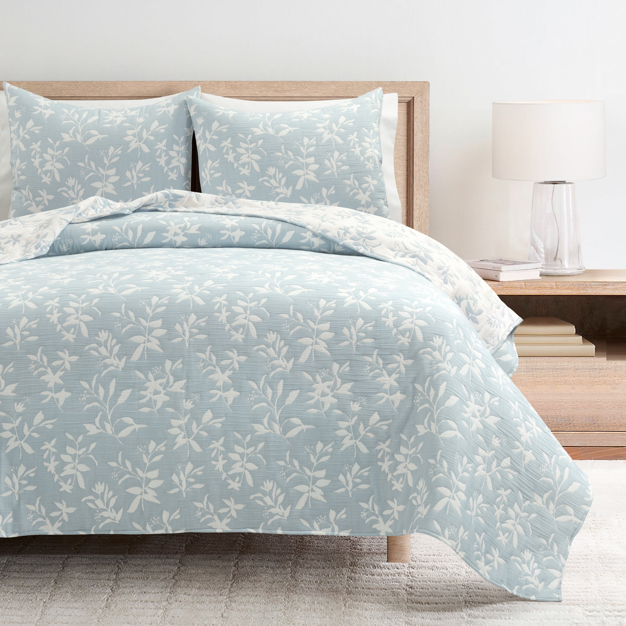 Lush Decor Floral Jacquard Reversible Soft Matelasse Quilt Set, 3 Piece Set, Full/ Queen, Blue - Floral Bedding Set - Spring Decor - Queen Bedding - Cottage & Modern Farmhouse Decor