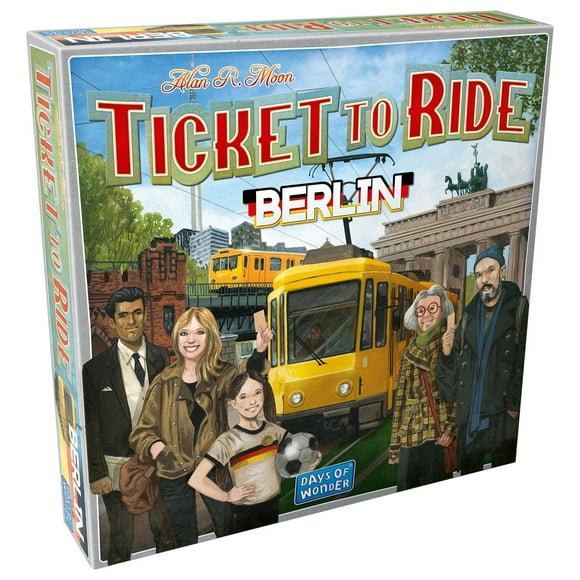 Ticket to Ride - Express - Berlin (English Version) a game by Days of Wonder - 2 to 4 player game -15-minute gameplay - Games for Family game night -For kids and adults 8+