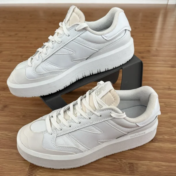 New Balance Unisex CT302 Sneakers Mens Sz 9.5 Triple White Chunky READ
