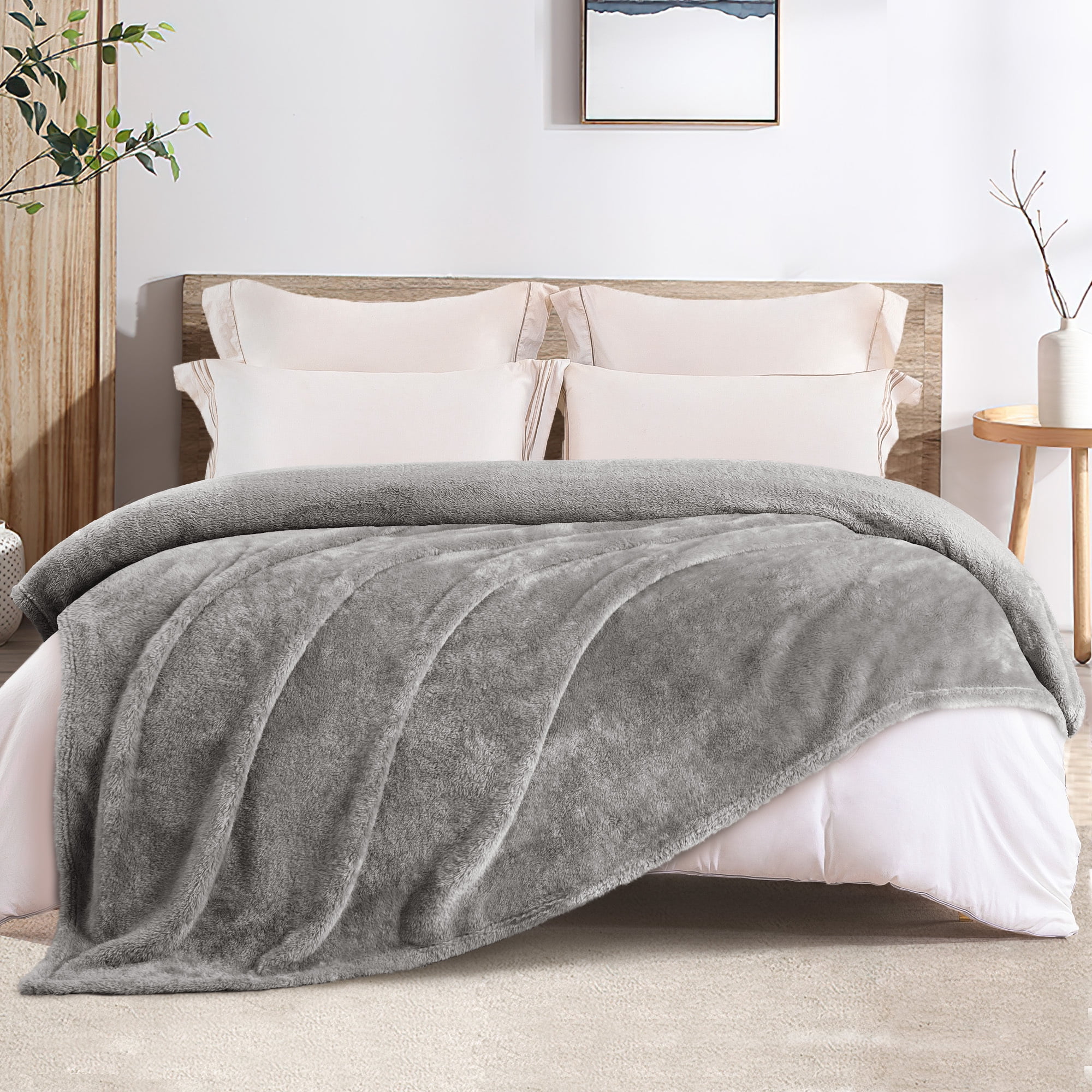 Whale Flotilla Fleece King Size Blanket for Bed 90x104 Inch, Super Plush and Soft 300GSM Blankets for All Season, Fluffy and Lightweight,Grey