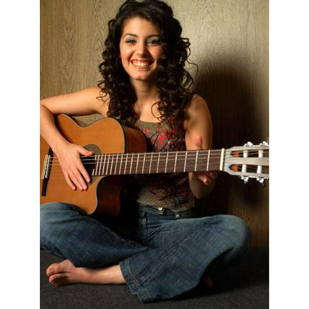 Katie Melua Guitar 11inx17in Mini Poster 11x17 Poster