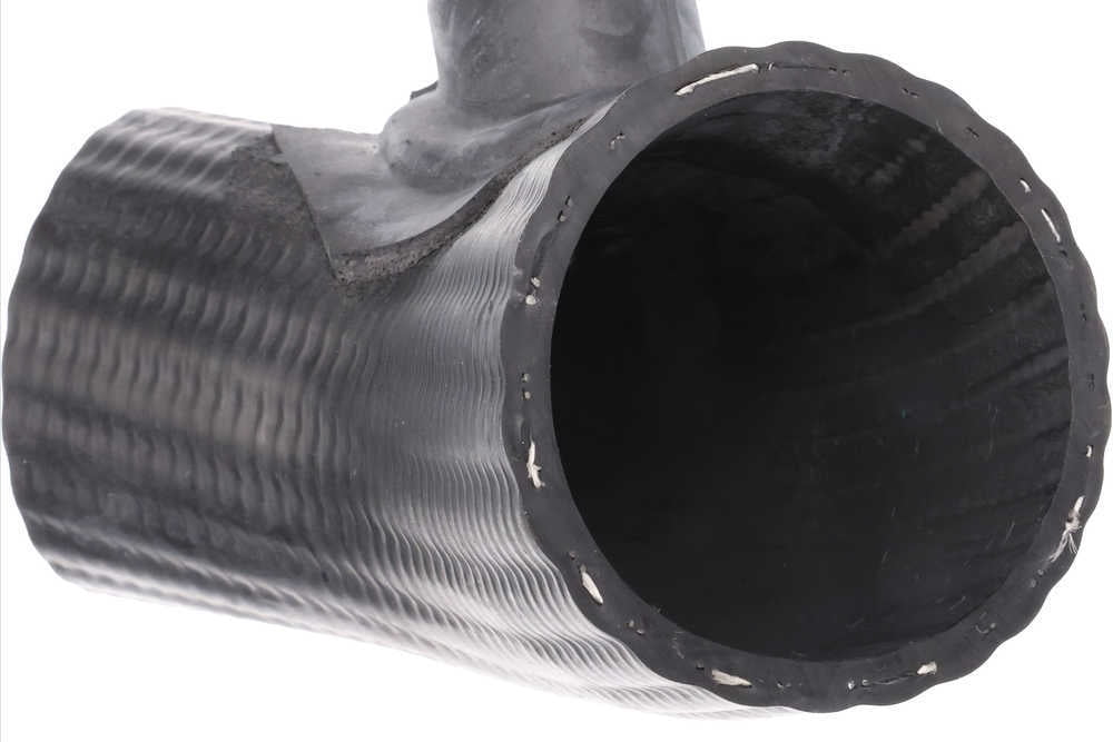 URO Parts 9161093 Intercooler Hose