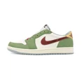 thumbnail image 2 of FN3727-100 Nike Air Jordan 1 Low OG Nouvel An Chinois du Dragon Rouge (Hommes), 2 of 6