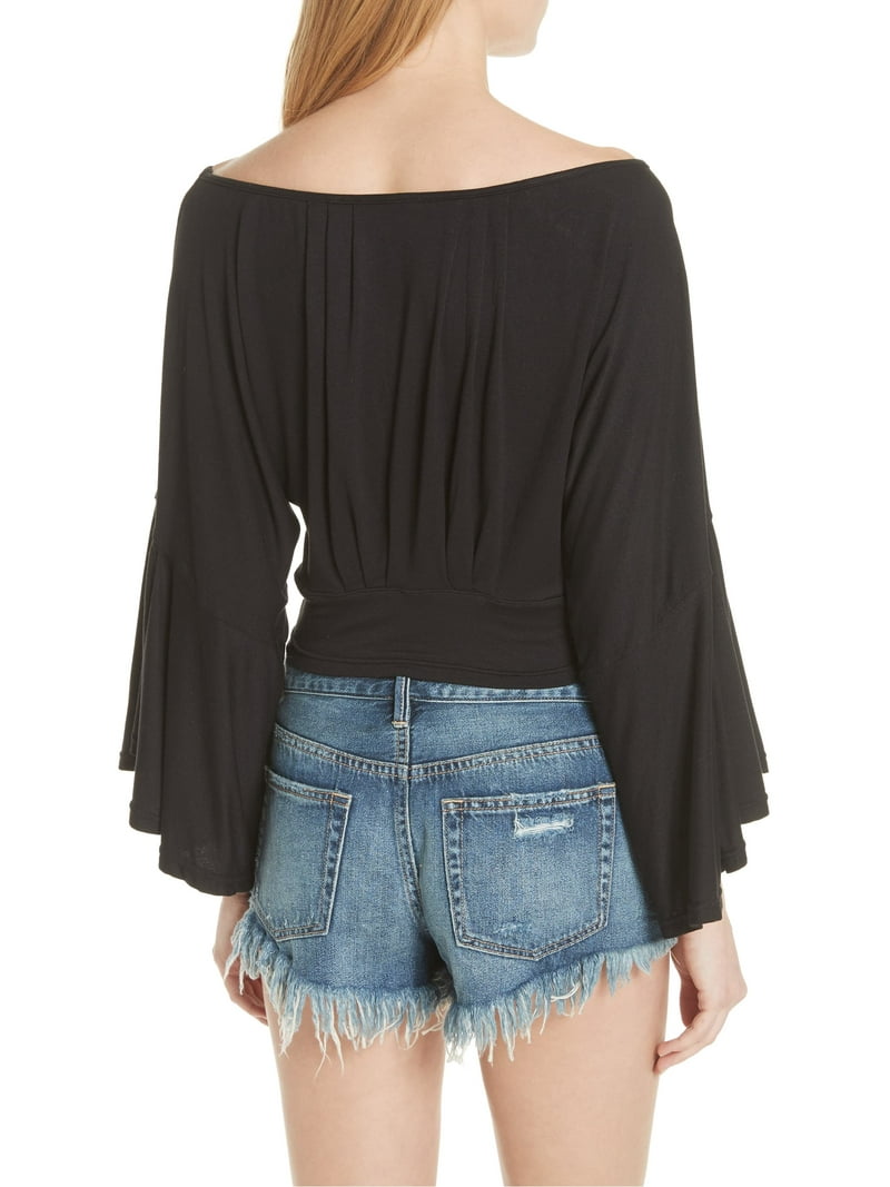 Ask Ethan: What Happens When You Fall Into A Black Hole?, image size:800x1067