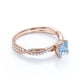 thumbnail image 3 of JeenMata Anillo de Compromiso con Banda Retorcida de Moissanita y Aguamarina de Talla Cojín de 1,75 Quilates en Oro Rosa de 18 K sobre Plata, 3 of 6