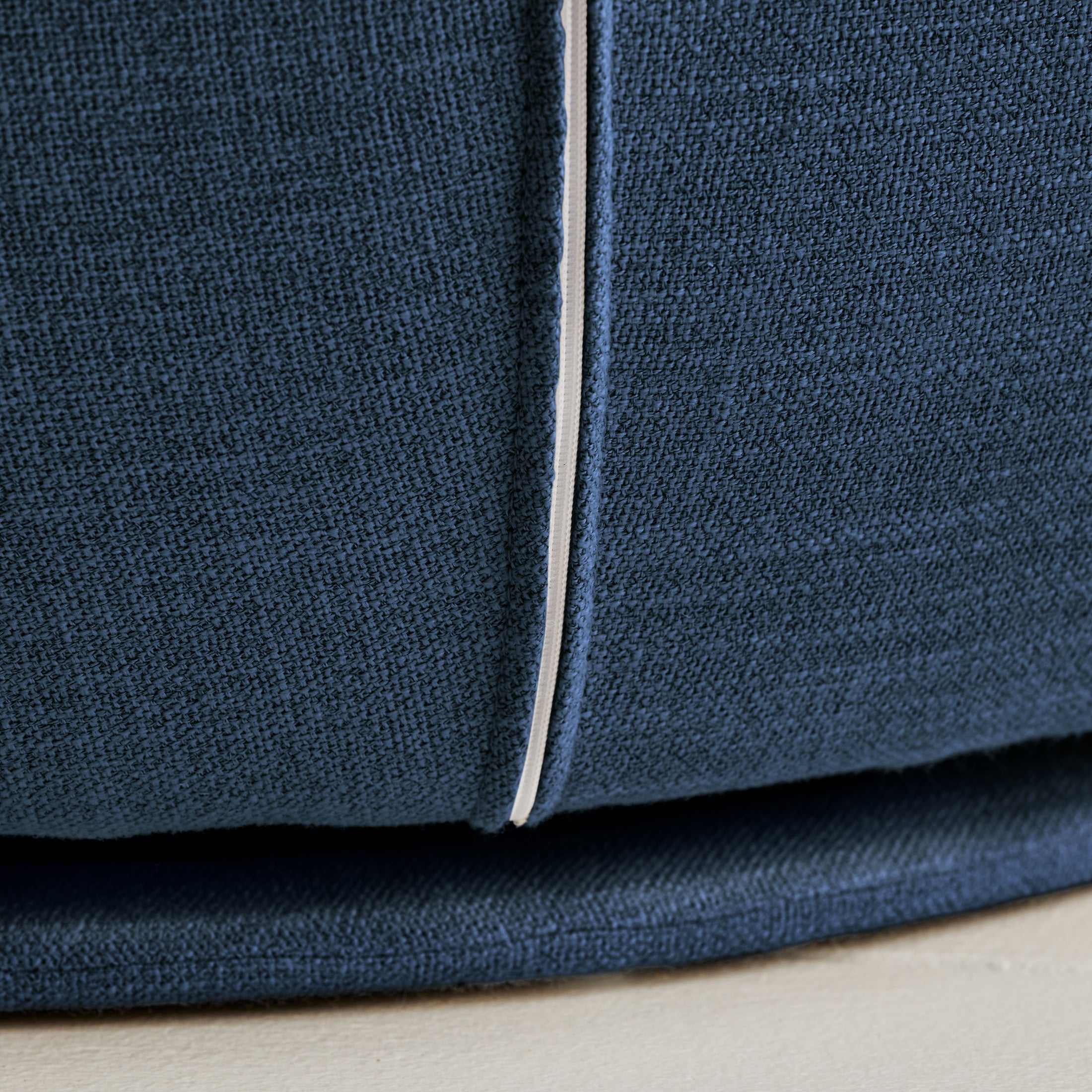 Better Homes & Gardens Mira Swivel Chair, Indigo  (图5)
