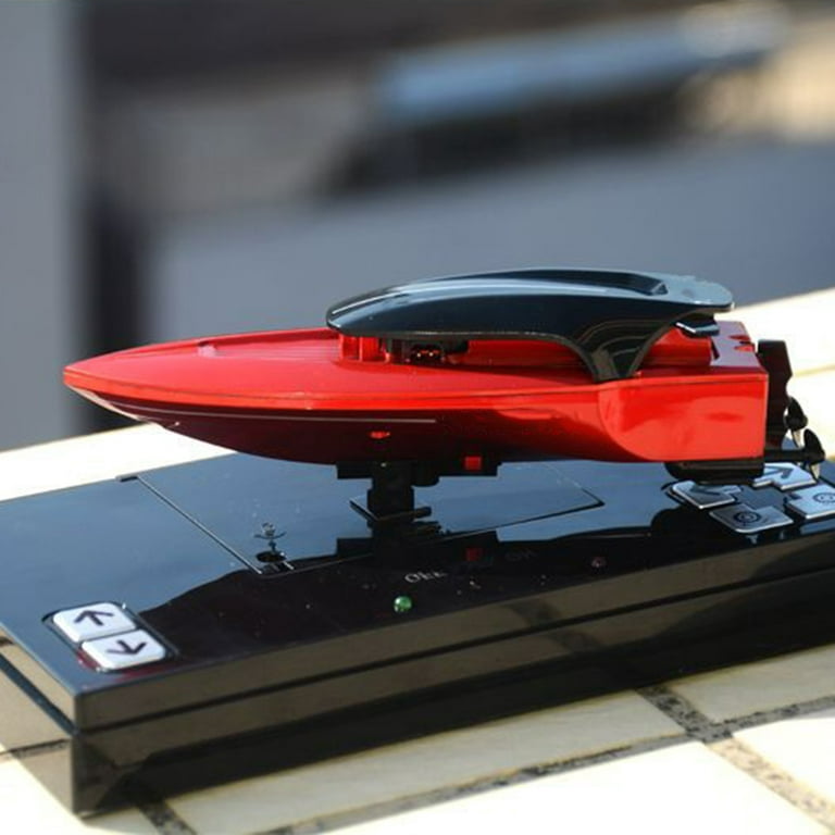 Navigation Model Toy Speedboat Design Remote Control 2.4G Electric RC Boat  for Children 