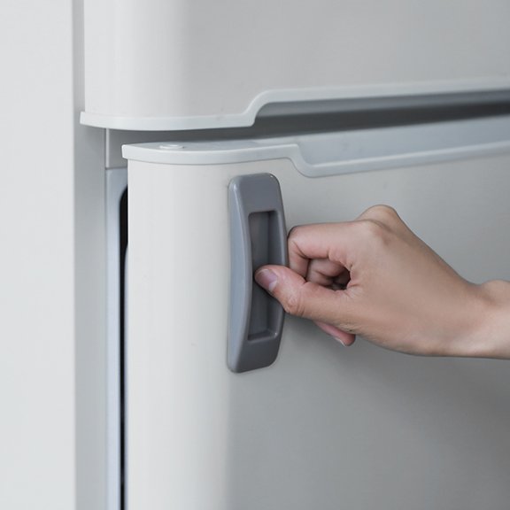 Tnobhg 2Pcs Self-adhesive Door Handles Easy Installation Firm Grip Multi-use Door Handles for Refrigerators Cabinets Windows