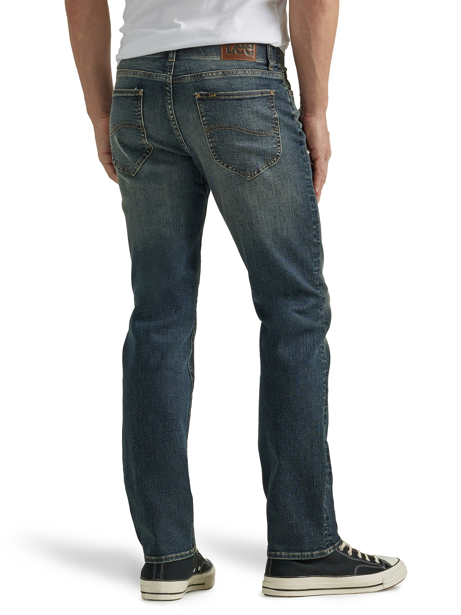 Lee® Men's Extreme Motion Regular Straight Jean with Flex Waistband ...