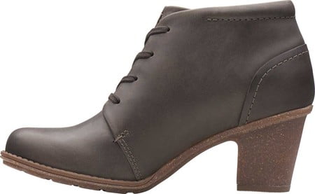 clarks sashlin sue ankle bootie
