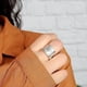 thumbnail image 5 of Anillo giratorio de plata con flores para mujer anillo de meditación con banda ancha para aliviar el estrés y la ansiedad ANGGREK  Otros, 5 of 8