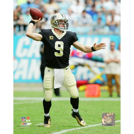 Brees Photograph - Drew Brees 2017 Action Photo Print