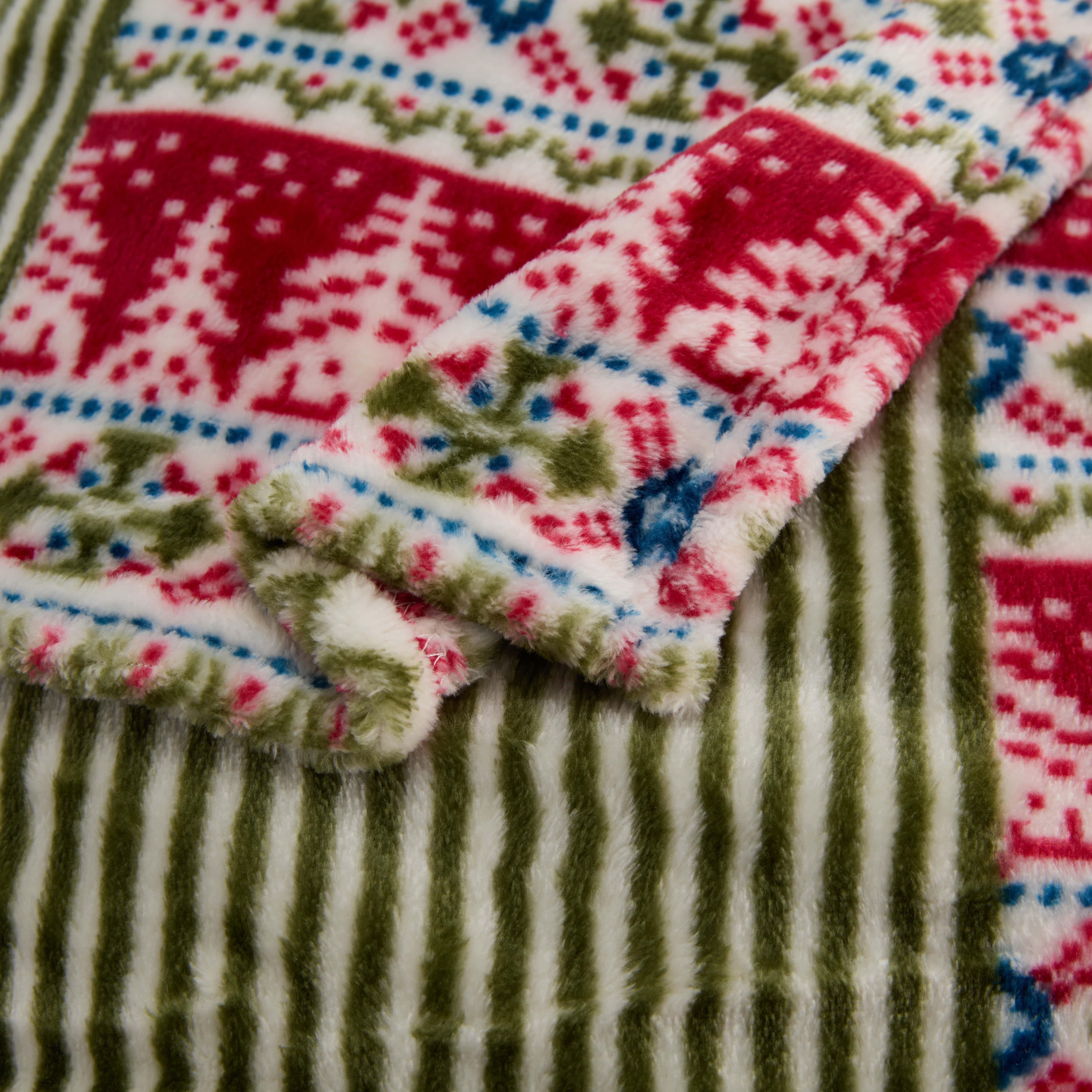 Muk Luks Luxurious and Soft Extra Large Green Family Throw Blanket