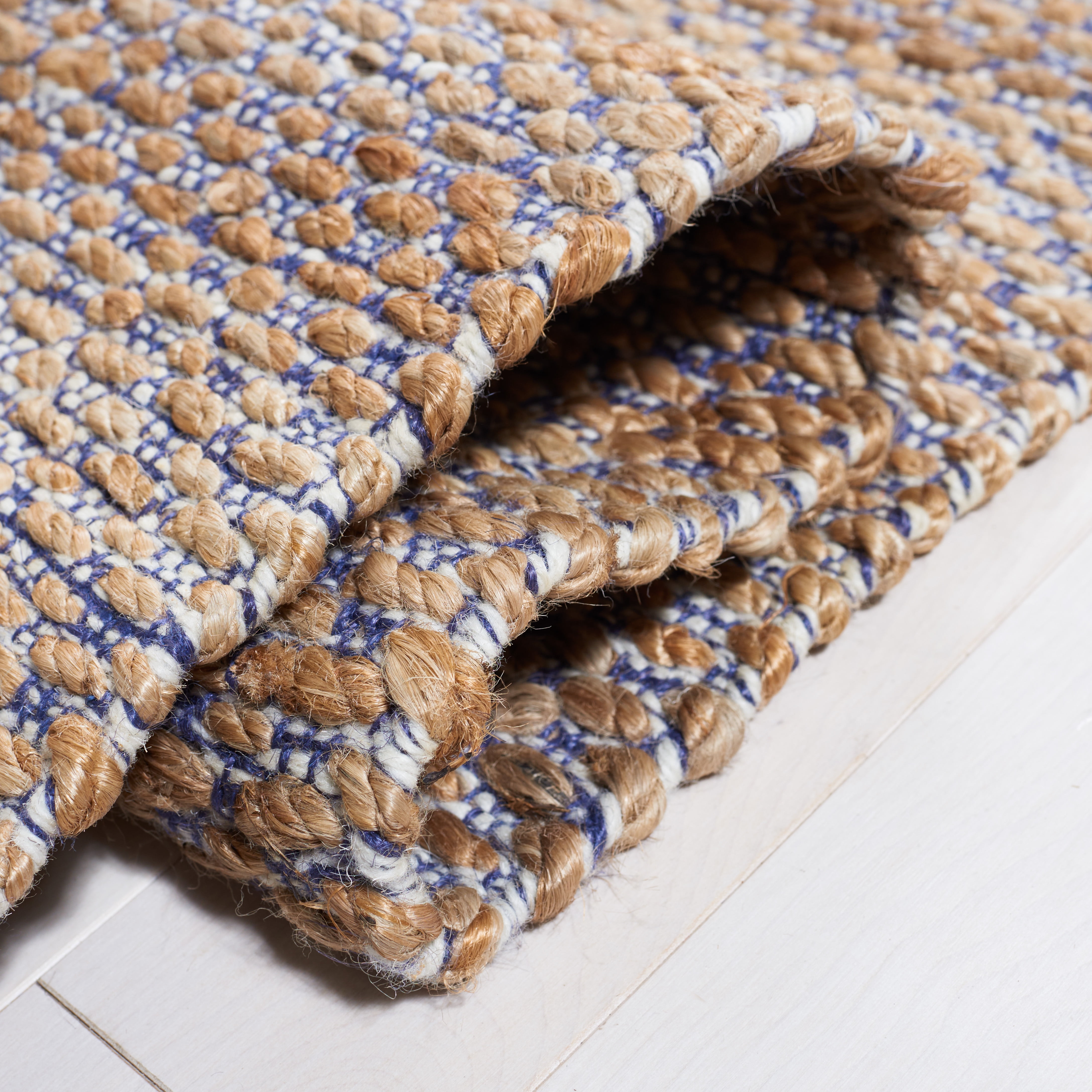 SAFAVIEH Natural Fiber Becky Solid Area Rug, Natural/Navy, 9' x 12'