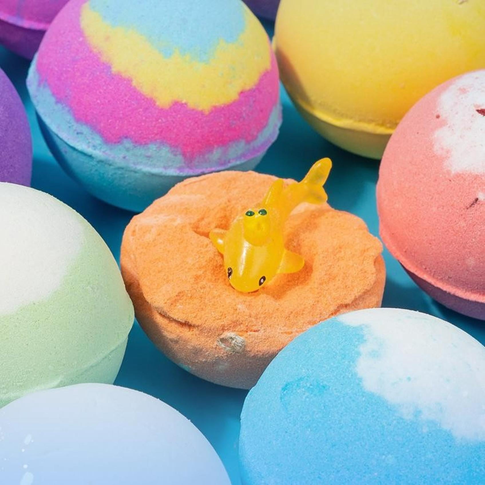 Easter Bath Bomb,Easter Egg Bath Bombs For Kids,Easter Bath Bombs with Toys Inside, 12-Pack Kids Bath Bombs with Surprise Inside, Splashy Surprises Bath Bomb(12pcs/Set)