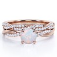 thumbnail image 1 of JeenMata - Pavé Retorcido de 1,75 Quilates con Ópalo Arcoíris Redondo y Moissanita - Juego de Bodas de Cuatro Puntas - Baño de Oro Rosa de 18 K sobre Plata, 1 of 6