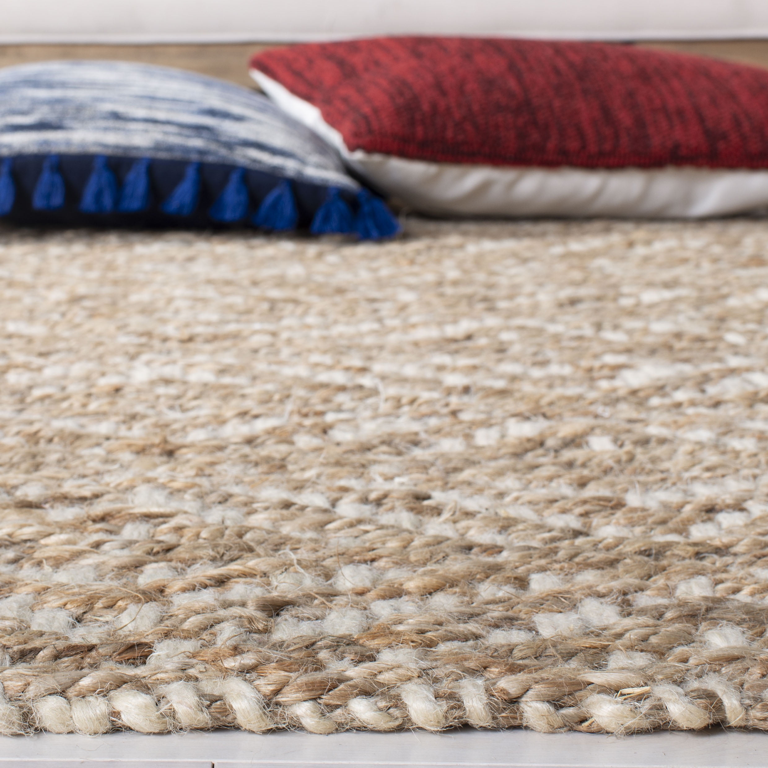 SAFAVIEH Natural Fiber Gervase Geometric Runner Rug, Natural/Ivory, 2'6" x 12'