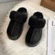 thumbnail image 3 of Zapatillas de piel para mujer, sandalias de felpa de invierno, deslizantes de plataforma de lujo, suela gruesa de diseñador, zapatos de algodón para el hogar, 3 of 4