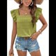thumbnail image 2 of Top de Corta con Volantes y Cuello Cuadrado para Mujer, Color Oliva L, 2 of 8