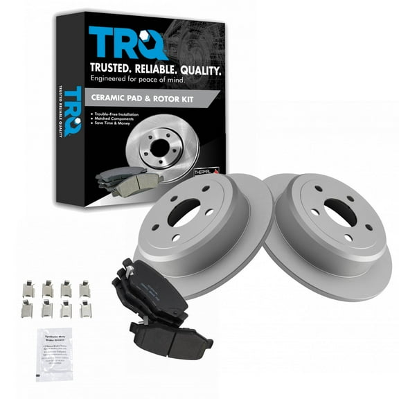 TRQ Rear Brake Pad & Rotor Kit Brake Pads Brake Rotor Ceramic Solid Premium G-Coated Fits Select 2007-2017 Jeep Wrangler 2018 Wrangler JK