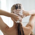 thumbnail image 2 of Shampoing hydratant ultra-riche et adoucissant Kristin Ess pour cheveux secs et abîmés, 296 ml, 2 of 6