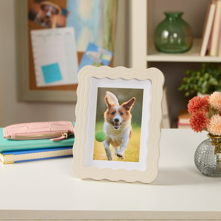 Crystal Art Gallery Becky G 7x5 White Wavy Photo Frame - Walmart.com
