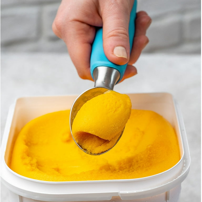  SUMO Ice Cream Scoop - Heavy Duty Stainless Steel Icecream  Scooper, Comfortable Non-slip Grip Handle, Dishwasher Safe for Easy  Cleaning, Blue: Home & Kitchen