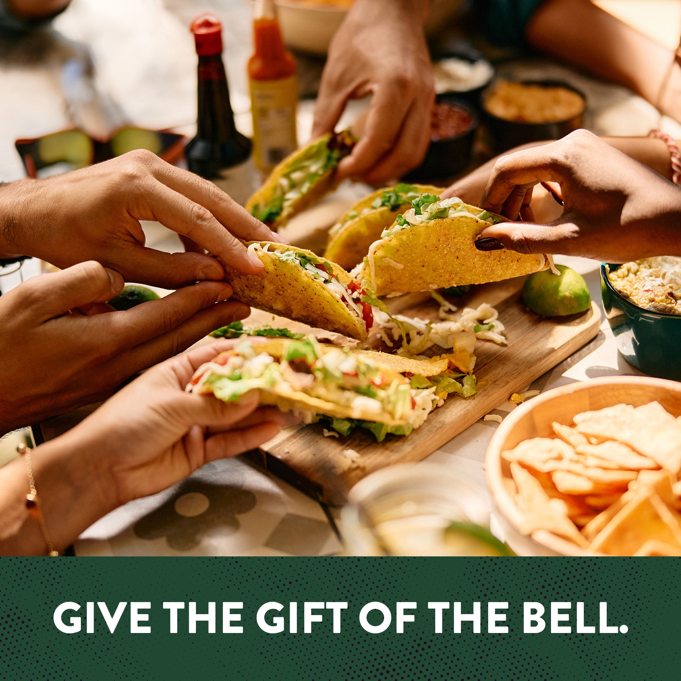 Taco Bell $25 Holiday Theme eGift Card [Email Delivery]