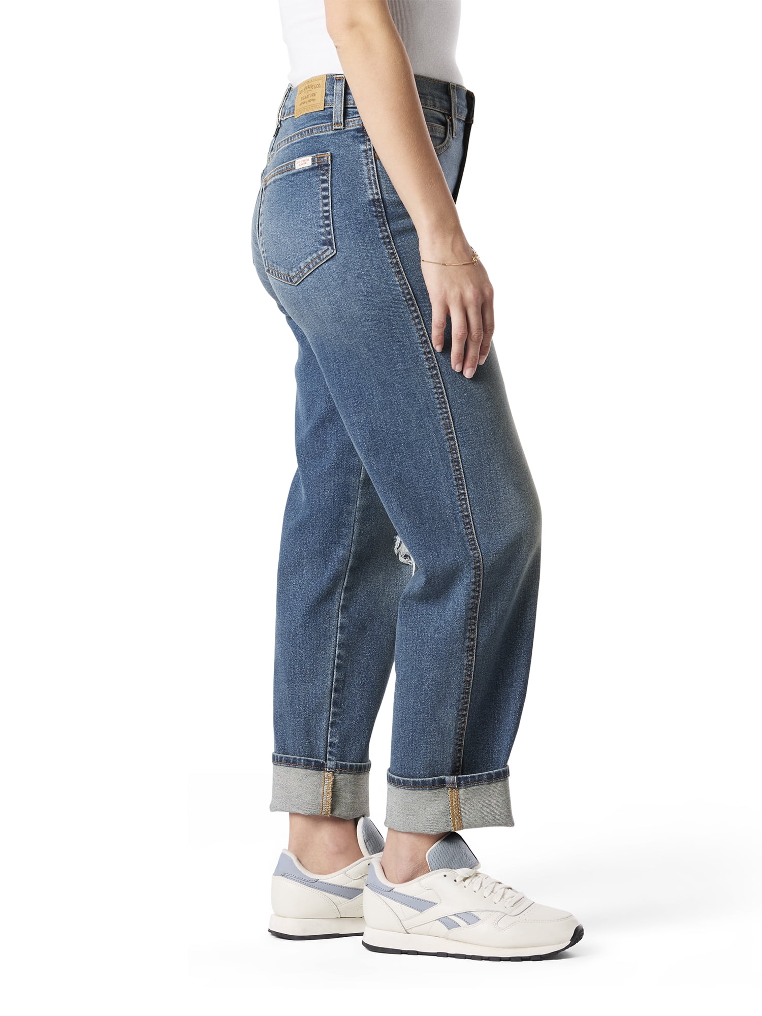 Levi Strauss Signature Women's and Women's Plus Vintage 90's Relaxed Straight Jeans