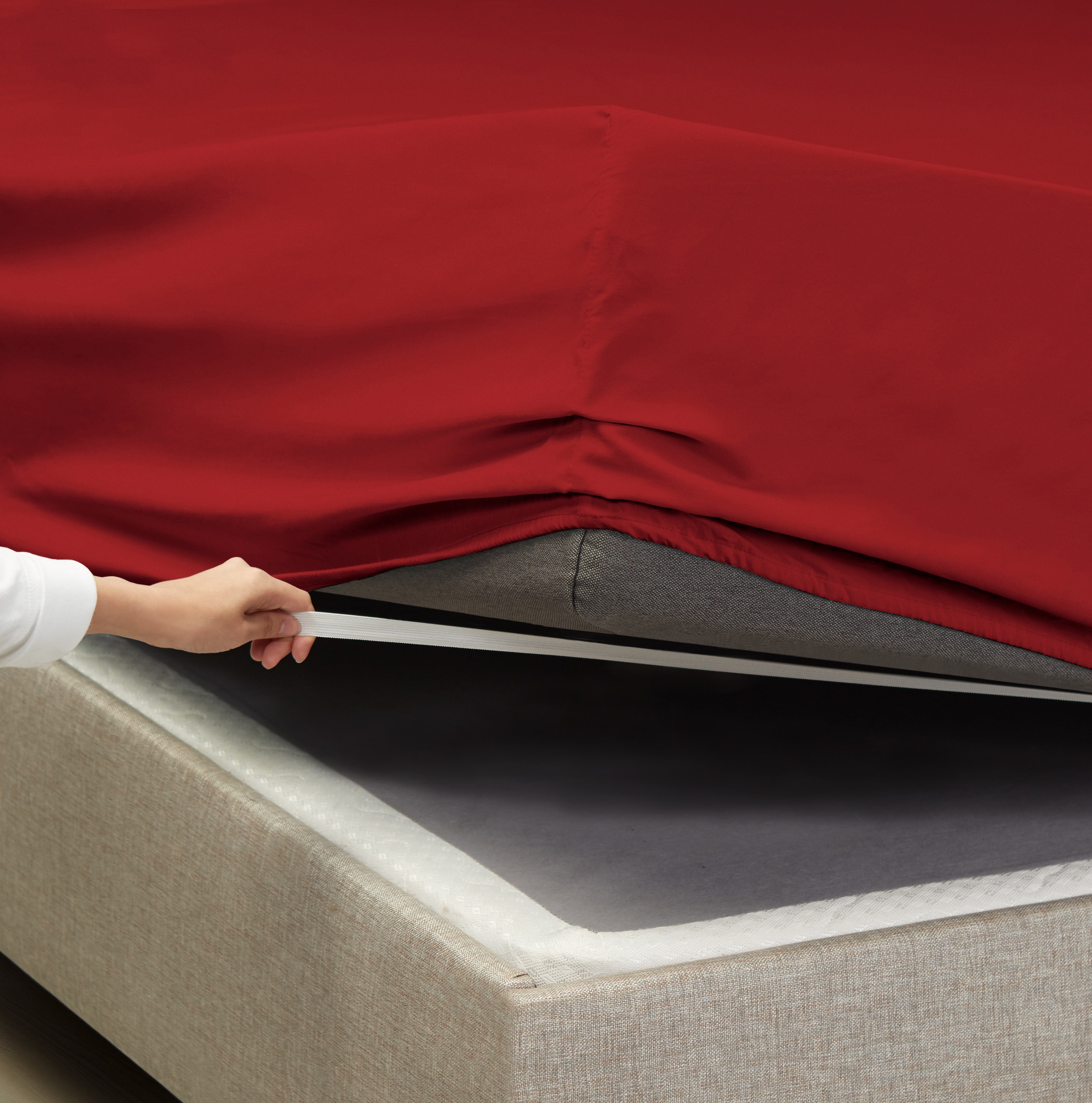 Hearth & Harbor Deep Pocket 3 Piece Solid Bed Sheet Set, 1800 Thread Count Microfiber Sheets, Twin, Ruby Wine