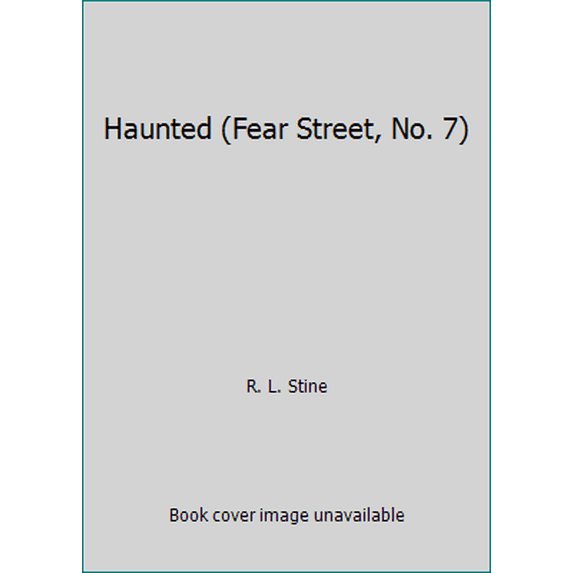 Pre-Owned Haunted (Fear Street, No. 7) (Paperback) 0671702424 9780671702427