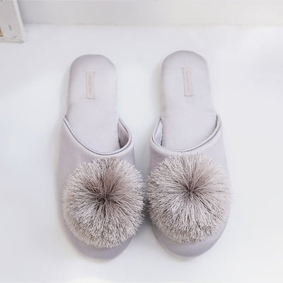 

CoCopeaunt House Elegant Tassel Hairball Women Slippers Comfortable Cloth Chic Ladies Flat Shoes Spring Luxury Champagne Women Slides