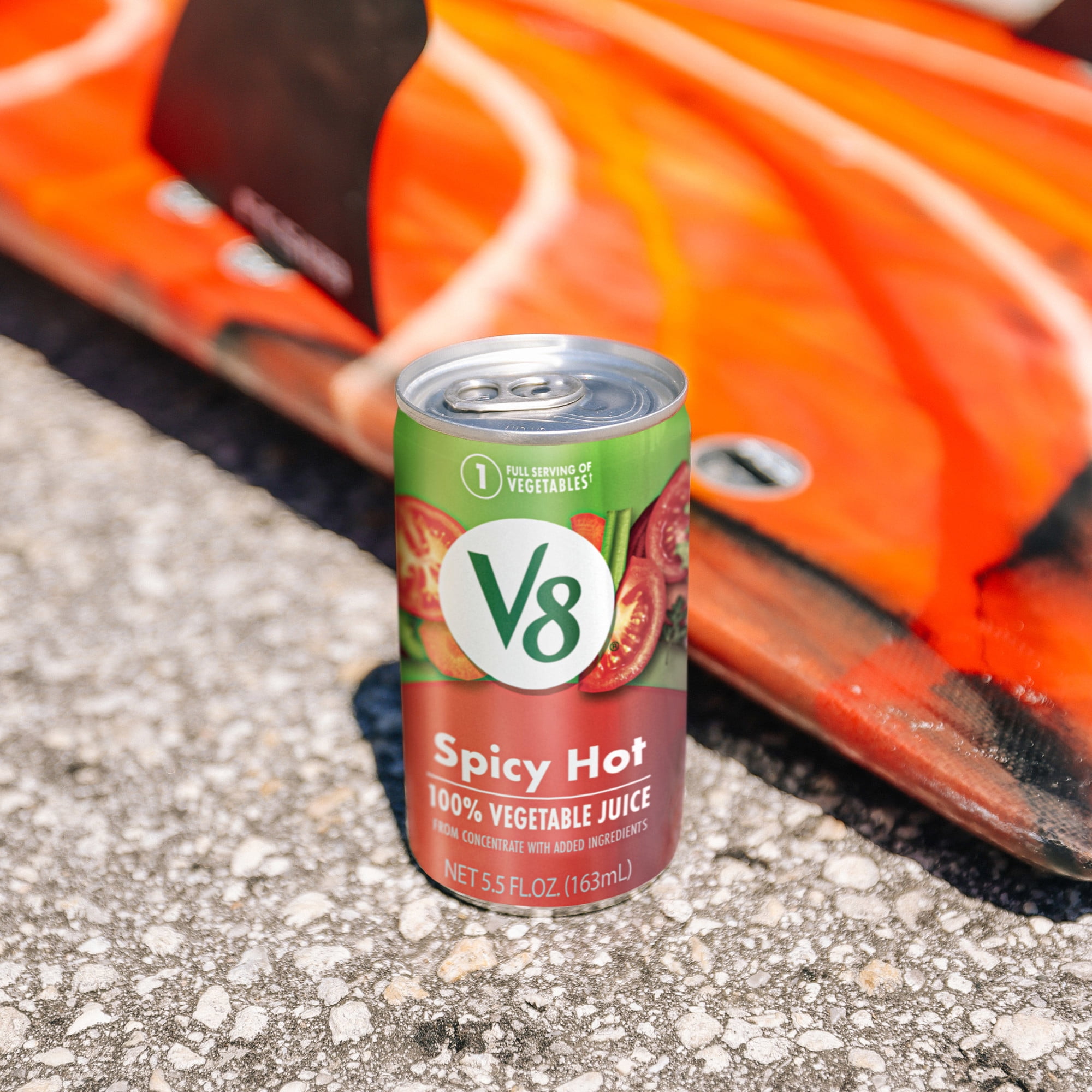 V8 Spicy Hot Tomato Veggie Vegetable Juice, 5.5 fl oz Can, 8