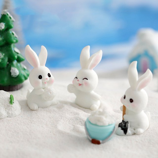Rabbit Figurine Exquisite Snow Design Resin Micro Landscape Decor Animal Miniature for Children