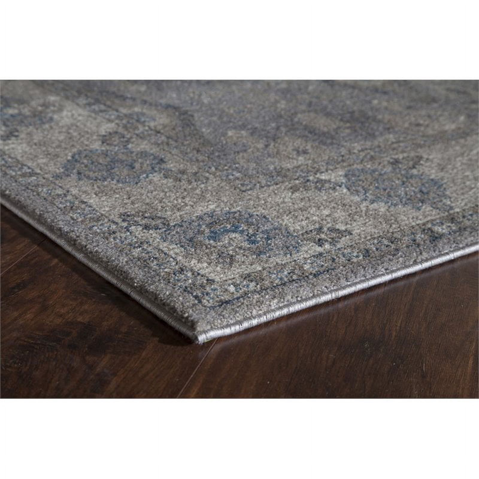 Rugs America Estelle 5'3" x 7'6" Rug in Gray Ivory