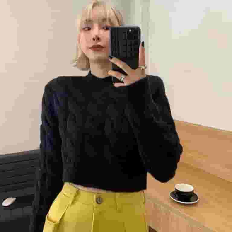 New Color Matching Thick Warm O-neck Knit Sweater New Color Matching Thick Warm O-neck Knit Sweater