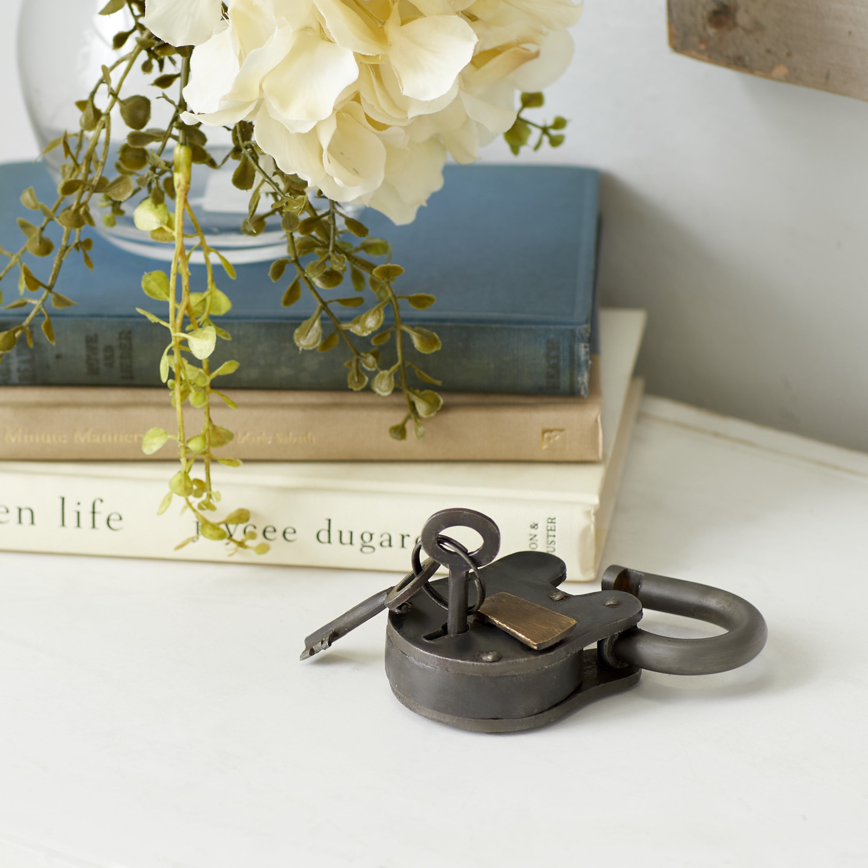 DecMode 2" Gray Brass Lock And Key
