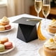 thumbnail image 5 of Cajas de dulces con forma de birrete de graduación: cajas de regalo de papel con borla para fiestas, cajas de dulces para celebraciones de graduación y obsequios para ceremonias de graduación., 5 of 6