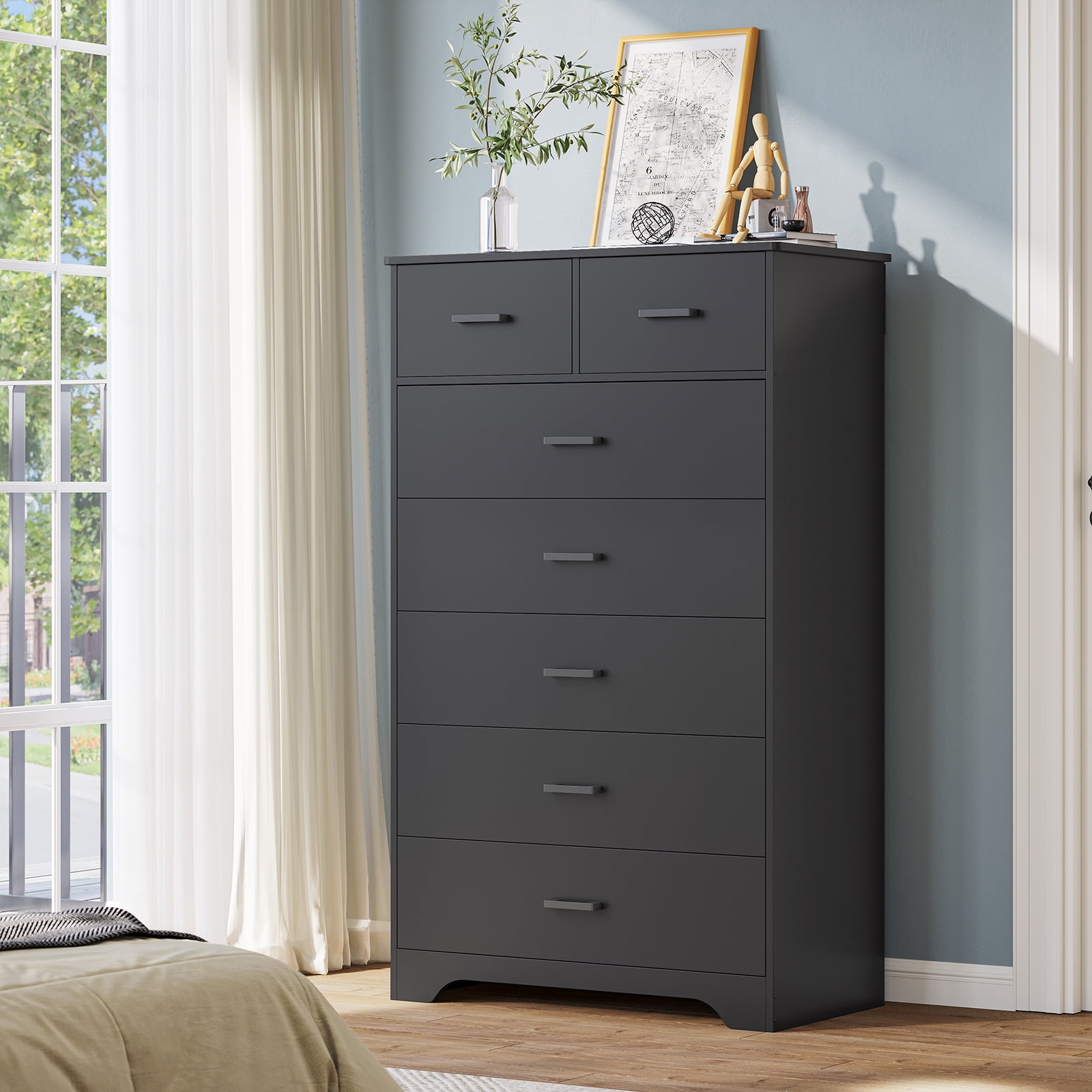 Tall Dresser for Bedroom with 7 Drawers, Modern Black Dresser/Chest of Drawers with Metal Handle, Vertical Bedroom Dresser or Storage Cabinets for Living Room Hallway