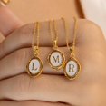 thumbnail image 3 of Collar ovalado con colgante de 26 letras Collar con la primera letra y la palabra Collar con 26 letras bañado en cobre y oro, 3 of 6