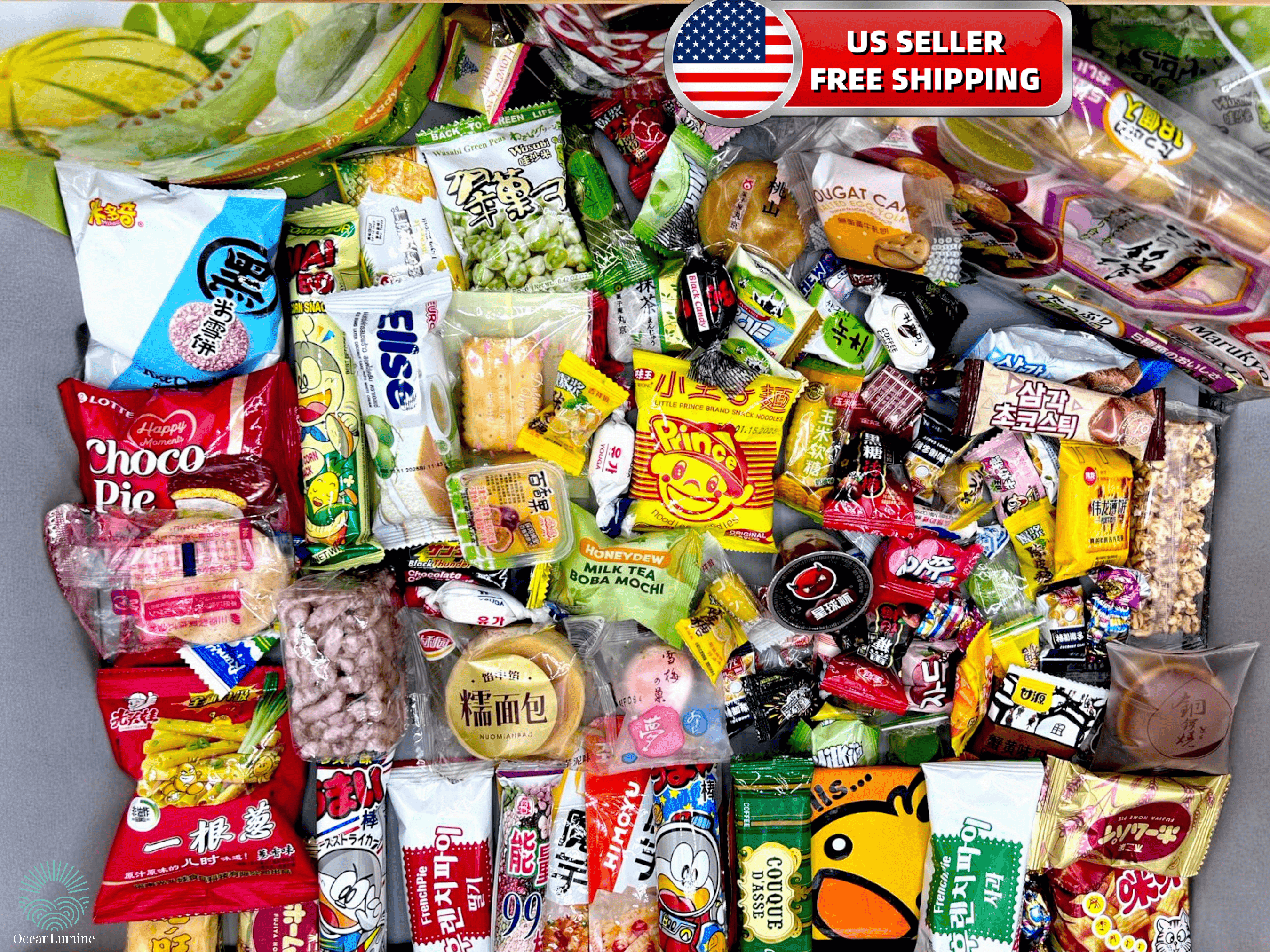 20 Pieces + 2 Ramen Asian Sweet & Savory Variety Snack & Candy Sampler Snack Box