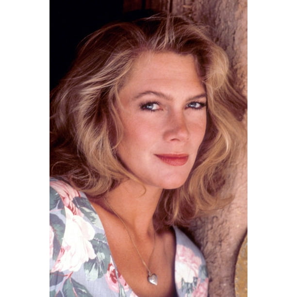 Kathleen Turner in Romancing the Stone 24x36 Poster