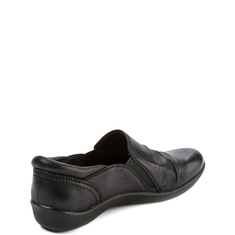 Women s Bare Traps Naydia Slip On Walmart