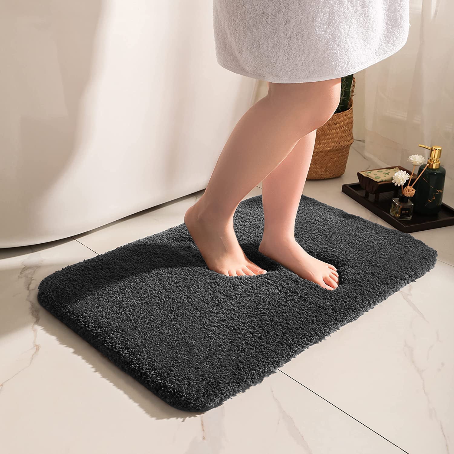 Thick Plush Bath Mats Water Absorbent Soft Shower Bathroom Rug Non-slip  Shower Floor Mat Streak